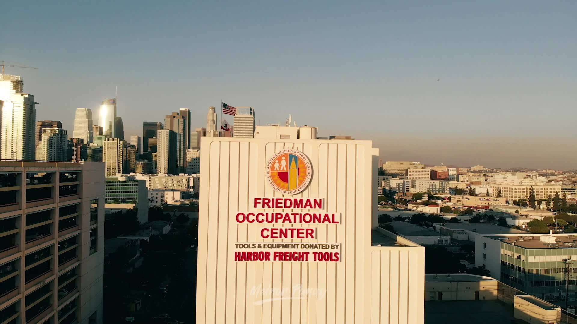 Review Abram Friedman Occupational Center 2026: Lối đi tắt cho sự nghiệp tại trung tâm Los Angeles